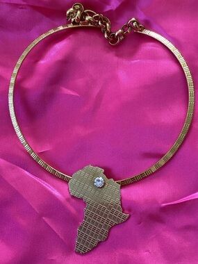 Sassy Jones Afrikaan Choker